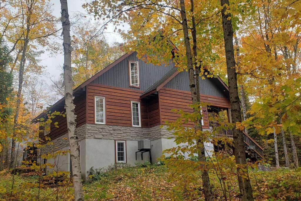 Dingle Run Lodge At Sir Sam'S Haliburton Exterior photo